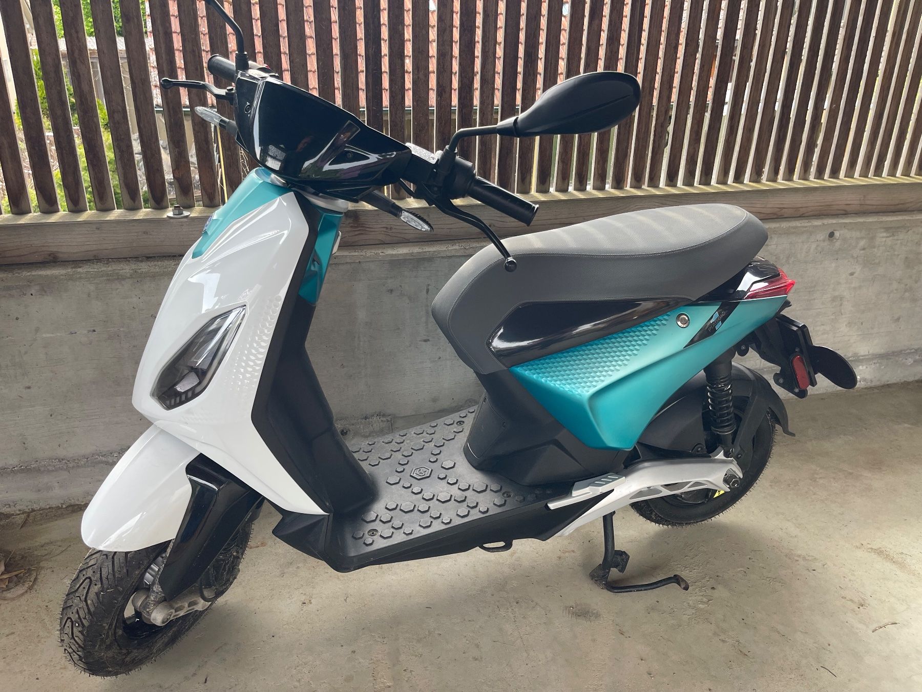 Piaggio Strada: Piaggio 1 Active E-Roller – Usato da Homburg venduto da tenslo