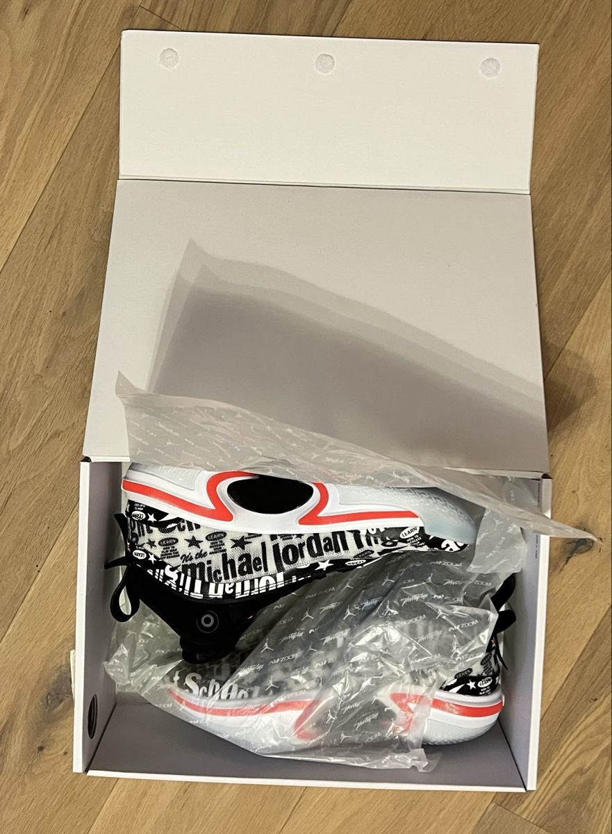 Jordan Herrenschuhe: Jordan Gr.41 – Neu und originalverpackt aus Tavannes von Kcirtapretus 1