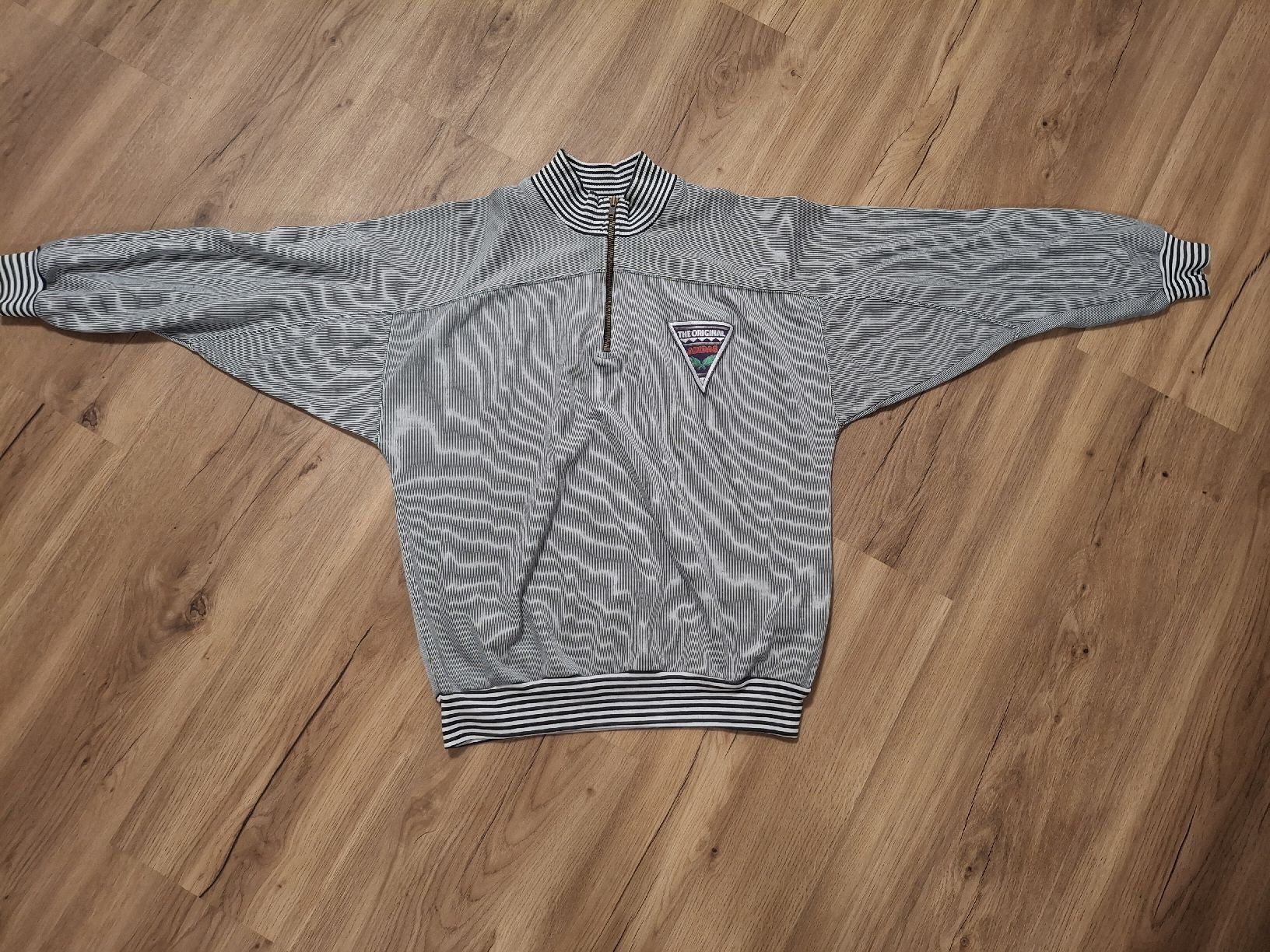 Pulls & Sweat-shirts: Adidas Pullover Grösse 5 – D'occasion à Bäriswil BE par vonys