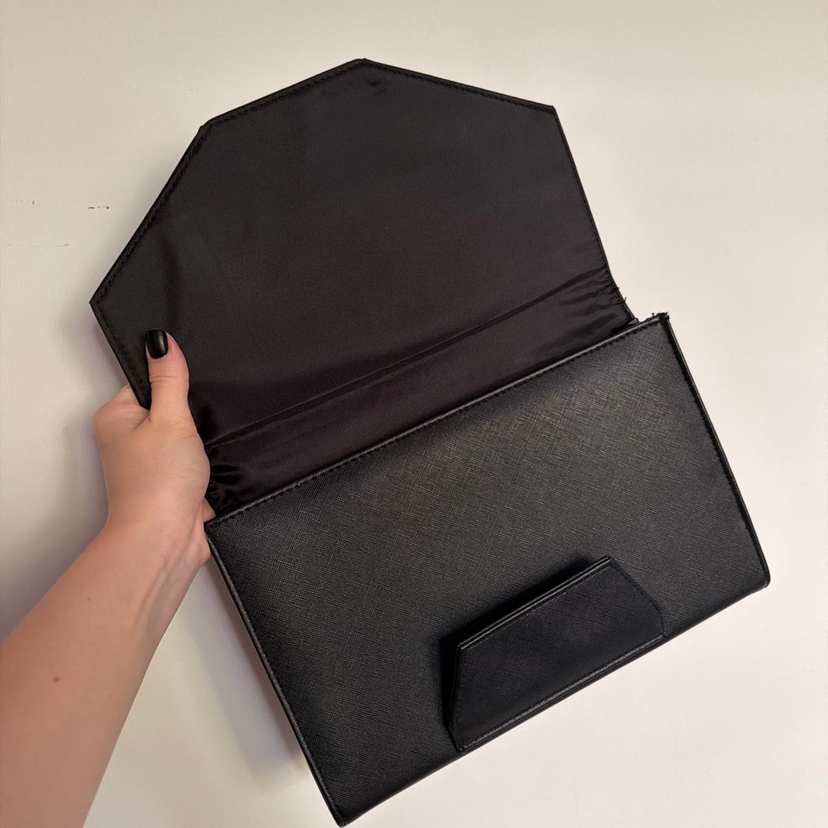 Taschen: Black Handbag – Neu (gemäss Beschreibung) aus Baar von Shvedova.Angelina 2
