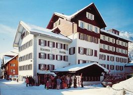 ANDERMATT Kronen Hotel - Fam. P. u. B. Arnold-Styger