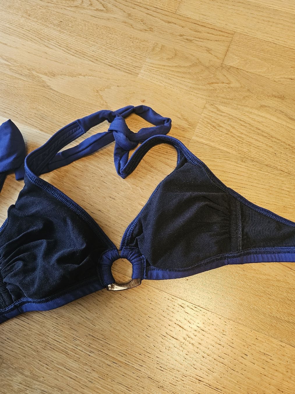 Costumi da bagno & Bikini: Bikini Wasserstoff Grösse 38 – Usato da Rickenbach Sulz venduto da VickyJolina 5