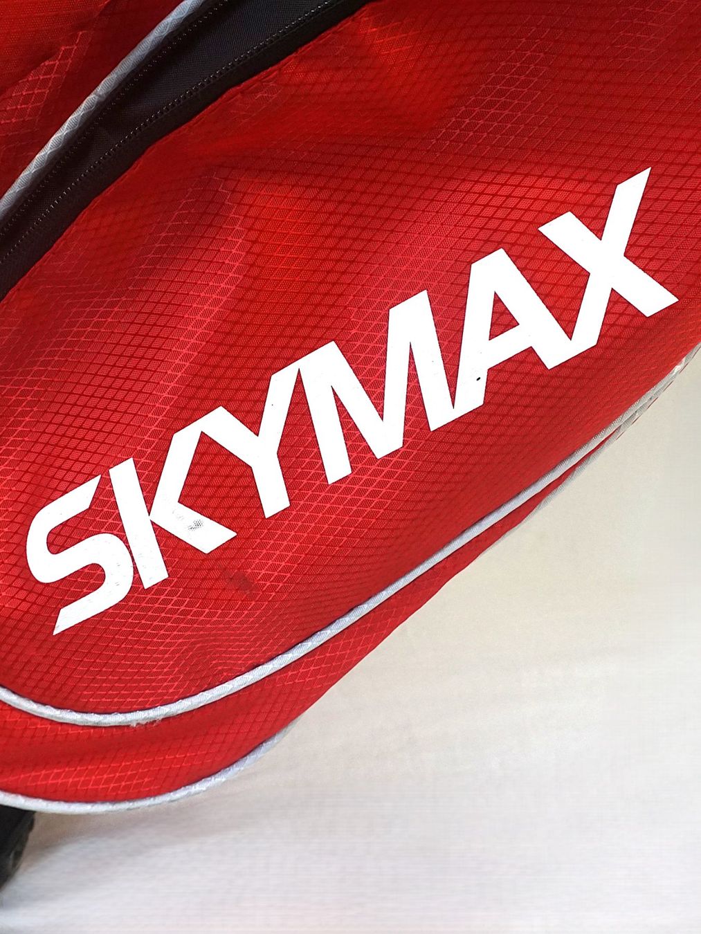 Sacs: Roter Skymax Golfbag – D'occasion à Pratteln par Restwert_Pratteln 2