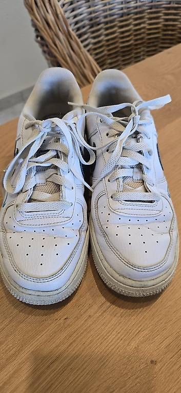 Scarpe da uomo: Nike Sportschuhe – Usato da Weggis venduto da bdrm48 4