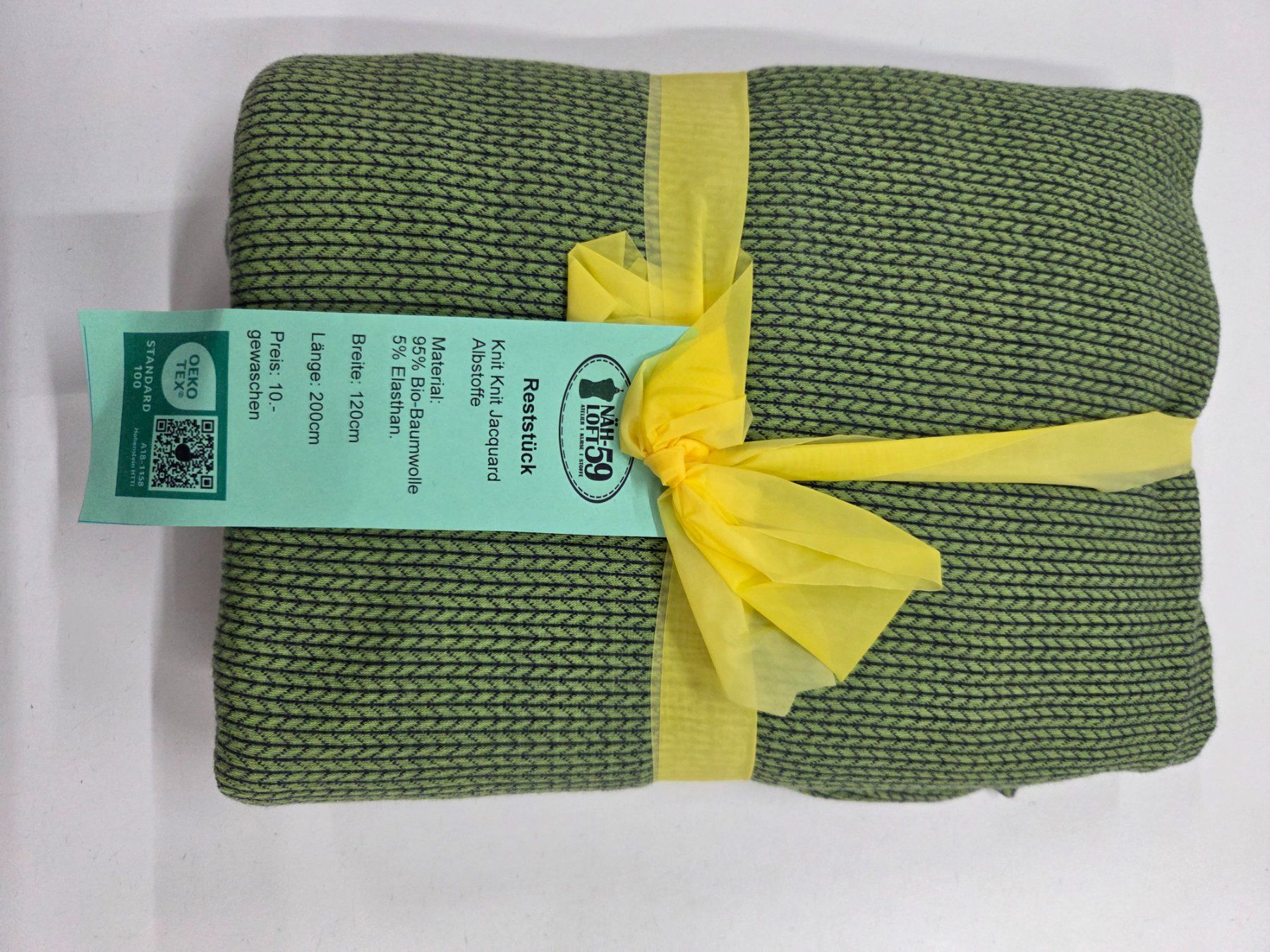 Tessuti: Reststück Knit Knit Jacquard Albstoffe – Nuovo (secondo la descrizione) da Affoltern am Albis venduto da Hanigufo