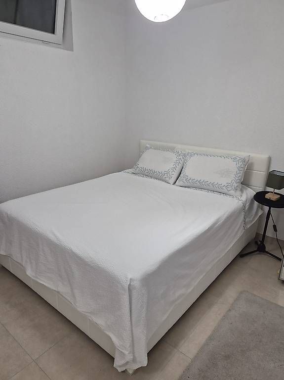 Letti: Lit complet 160x200cm avec coffre – Nuovo e nell'imballaggio originale da Lausanne venduto da kri_x89n