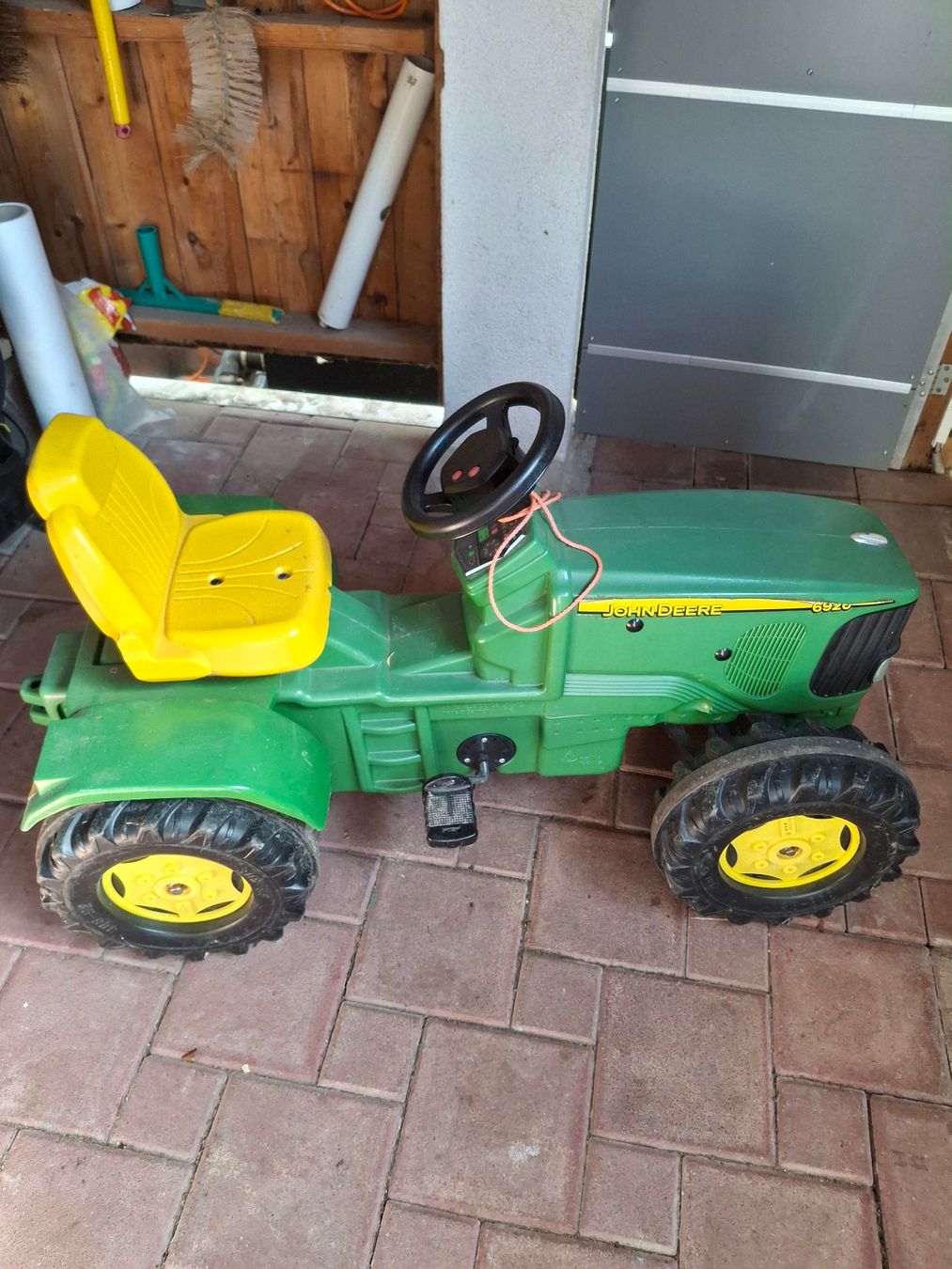 John Deere Fahrzeuge für Kinder: Kindertraktor mit Güllenfass – Gebraucht aus Weiningen von heidi031