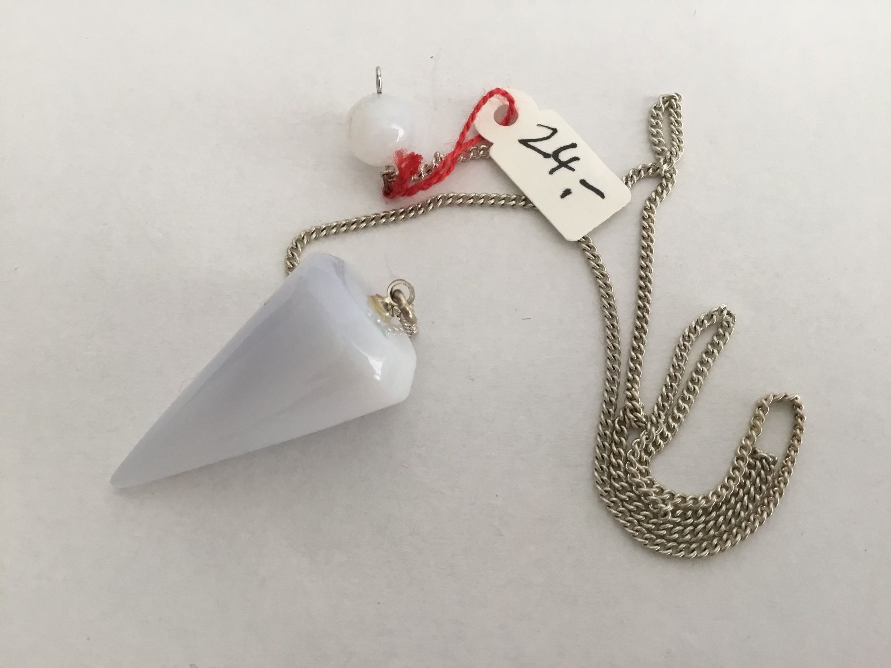 Minerali & Pietre curative: Pendel Chalcedon – Nuovo e nell'imballaggio originale da Doppleschwand venduto da Fortuna5859