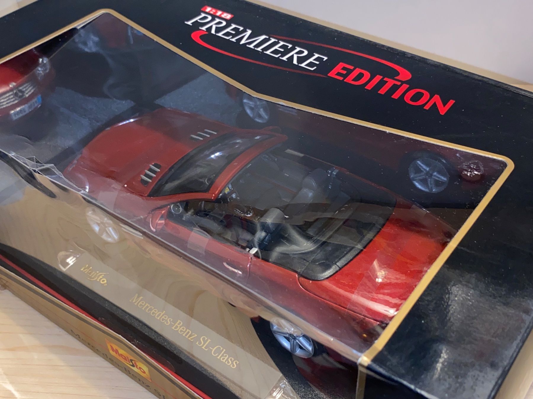 Mercedes-Benz Modellini d'auto: Mercedes-Benz SL-Class 1/18 – Nuovo (secondo la descrizione) da Wohlen AG venduto da PrivatSammlung 2