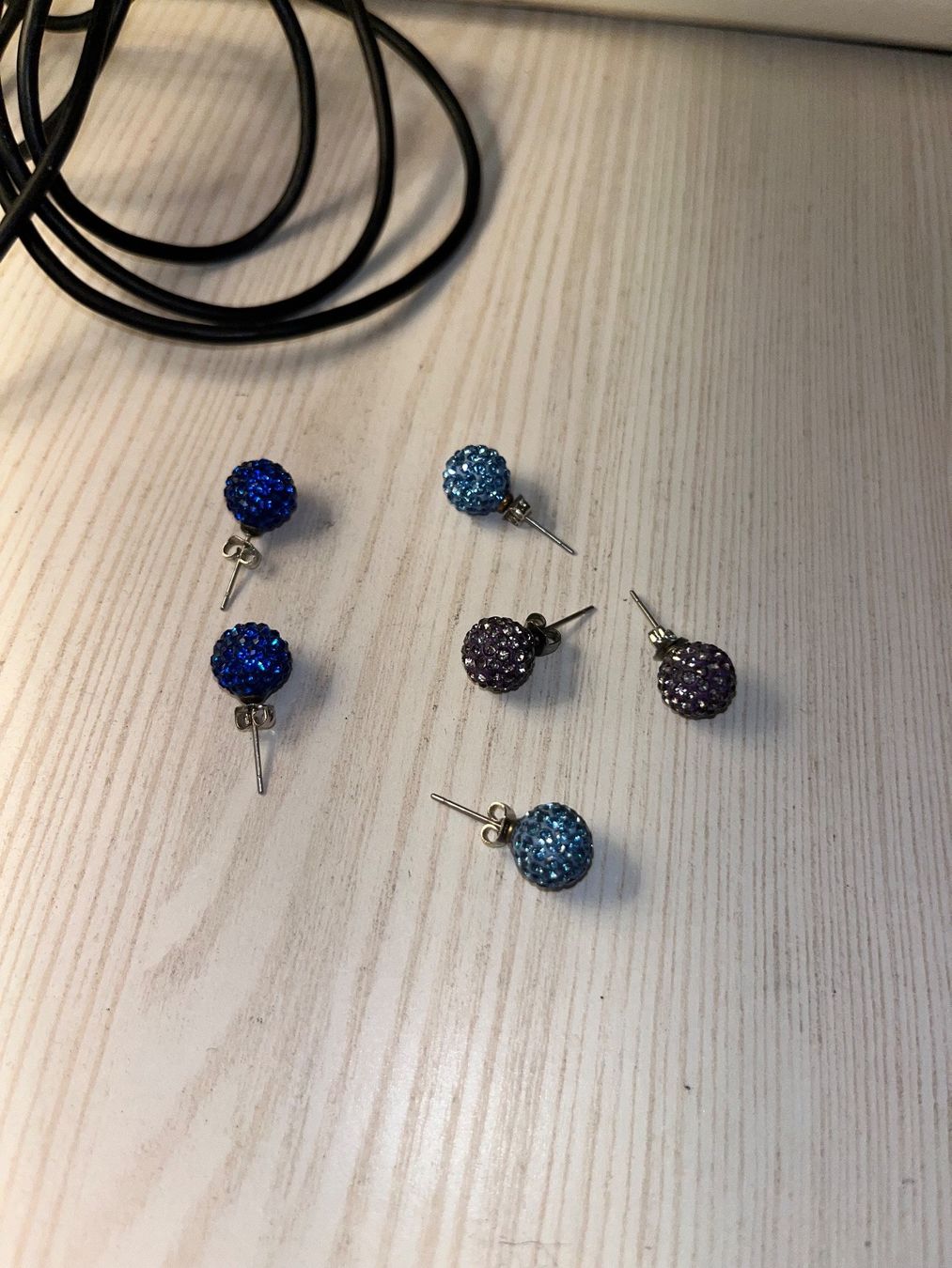 Orecchini pendenti & Orecchini a lobo: Lot boucles d’oreilles – Usato da Montsevelier venduto da Duna2210