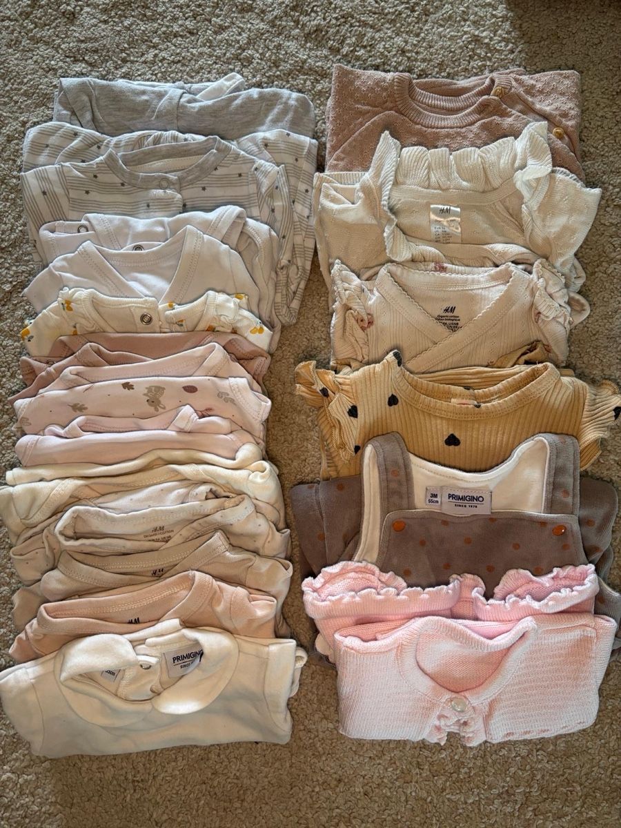 Lotti & Set di vestiti: Baby Kleider Set Mädchen gebraucht diverse Marken – Usato da Beinwil am See venduto da remoseelhofer