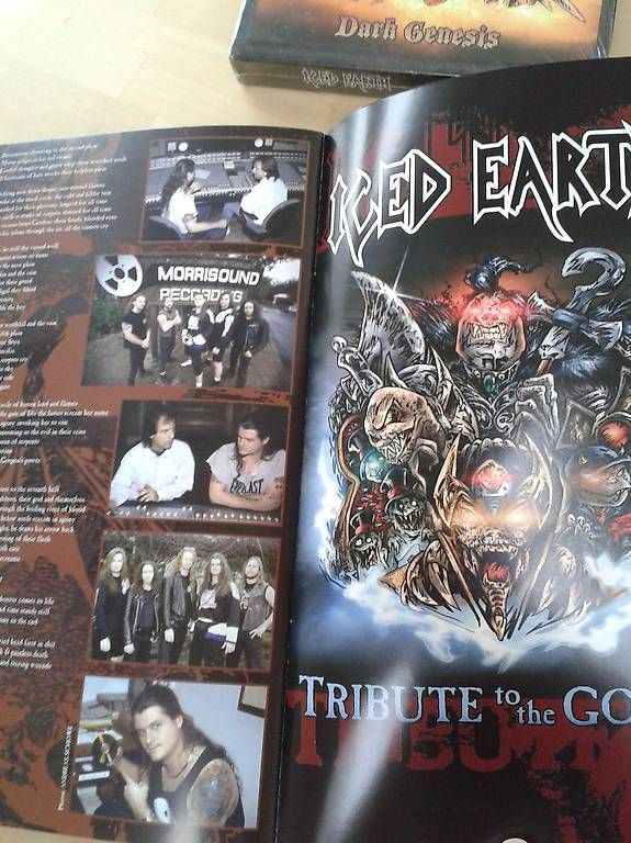 CDs: Iced Earth: Dark Genesis (limitierte 5-CD-Longbox) – Gebraucht aus Olten von J.Gr 1