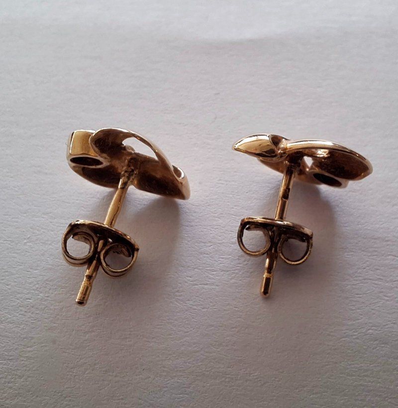 Orecchini pendenti & Orecchini a lobo: Ohrstecker gold, vintage – Usato da Weggis venduto da daisyflower 5