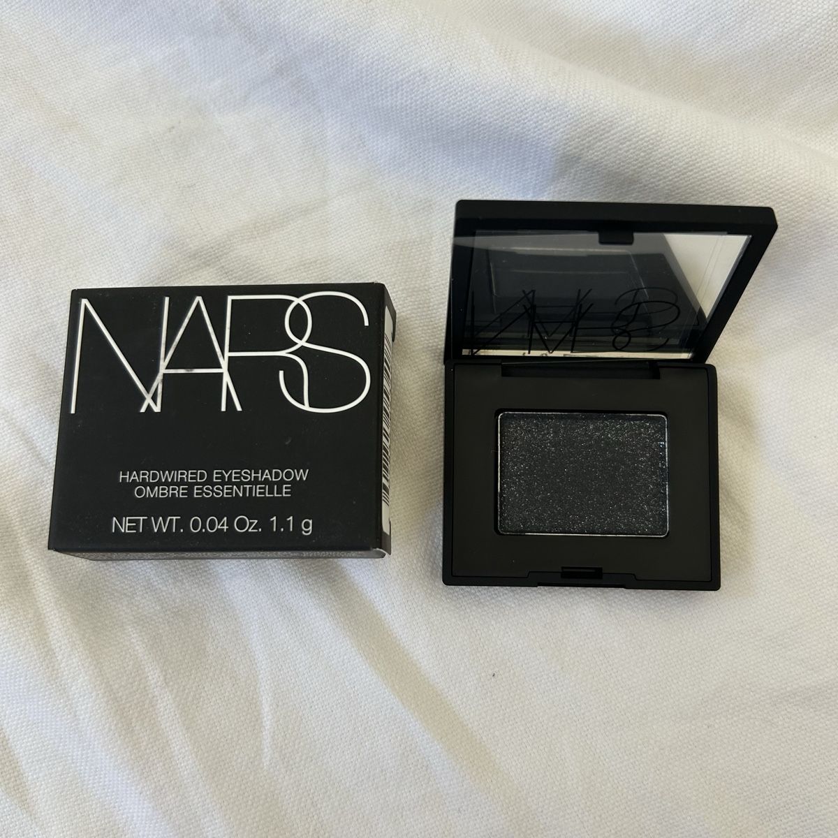 Nars Make-up: Ombre à Paupières NARS Night Breed 1.1g – Nuovo e nell'imballaggio originale da Genève venduto da Niara18