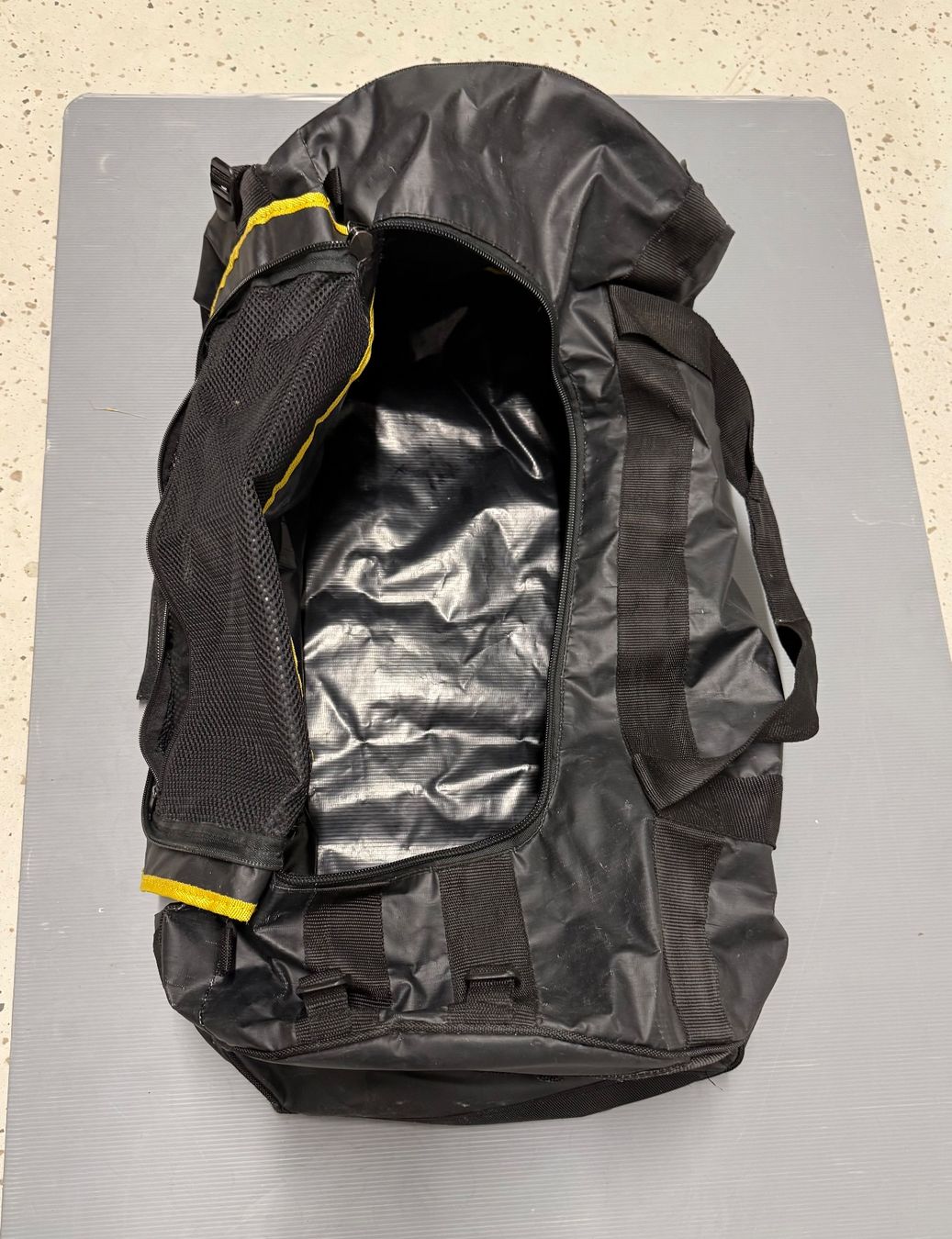Cannes à pêche: Black Cat Angeltasche – D'occasion à Trimbach par duri.. 1