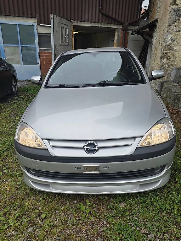Automobili: Opel Corsa 1.8 GSI Irmscher  – Usato da Rickenbach LU venduto da 4dara