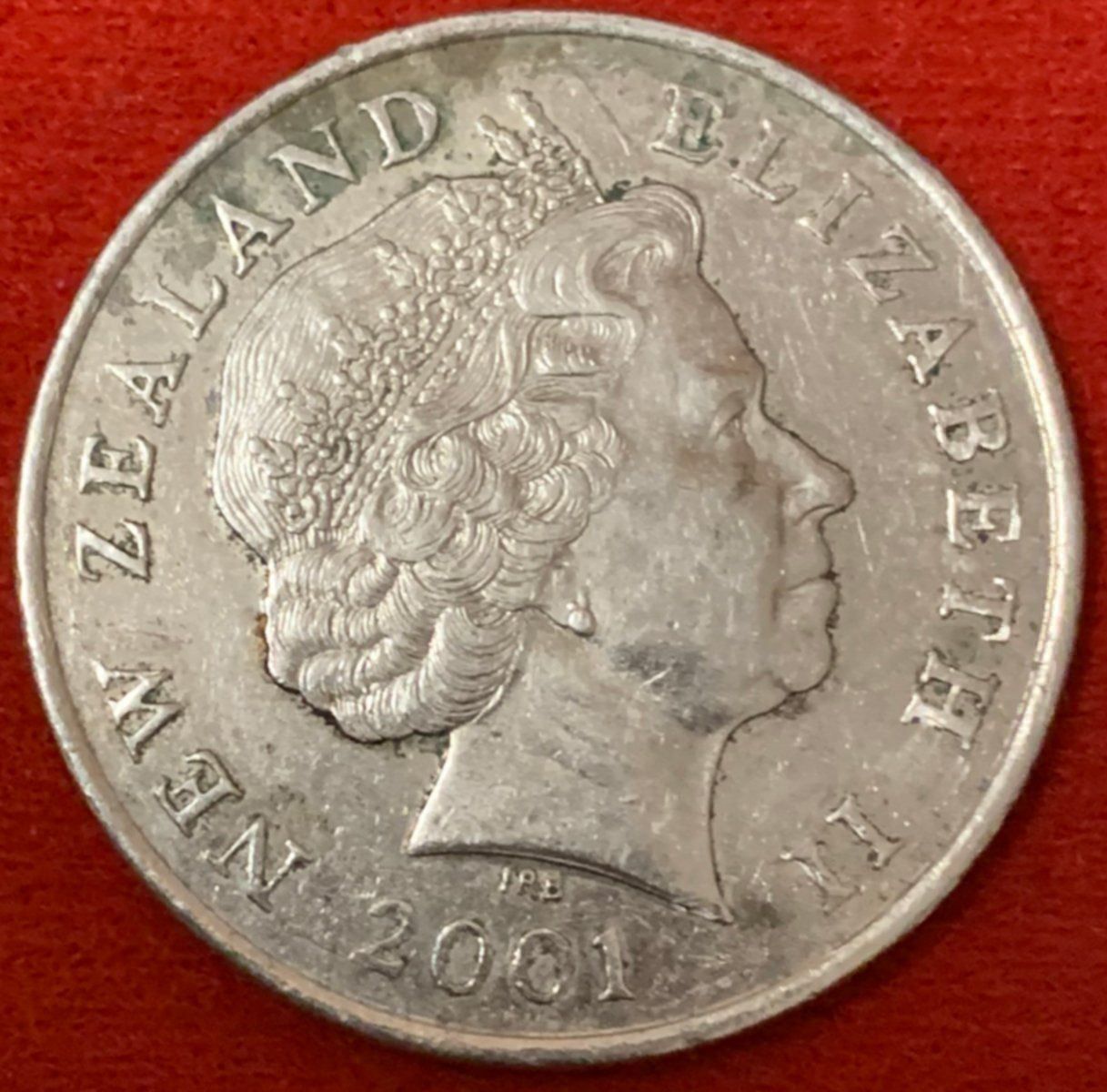Tutti le monete: Elizabeth II, 50 Cents, 2001 – Usato da Martigny venduto da Numis-World