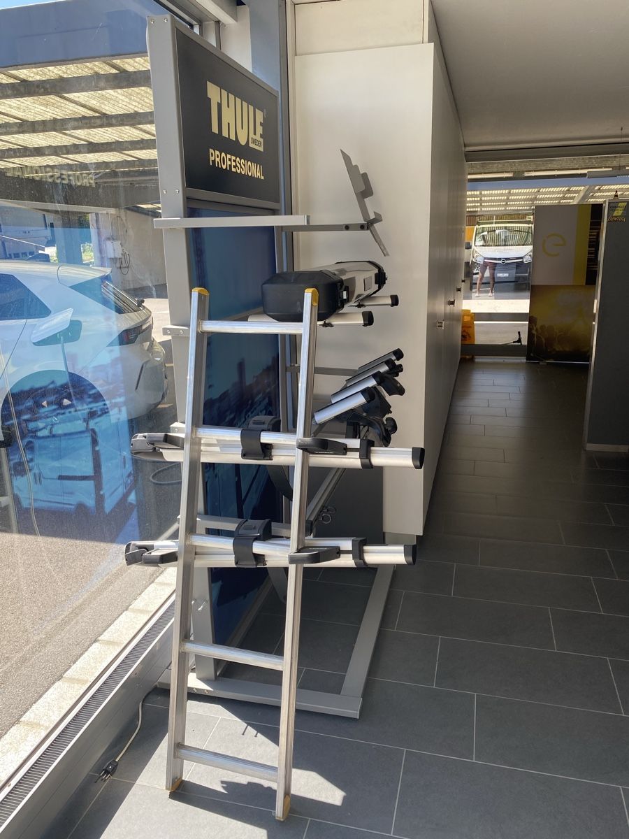 Sonstige Dekorationen & Accessoires: Thule Proffessional Ständer – Gebraucht aus Hägglingen von Karin0802 3