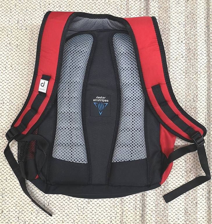 Deuter Zaini: Rucksack Airstripes - Deuter – Usato da Burgistein venduto da LaLUZdelFARO 1