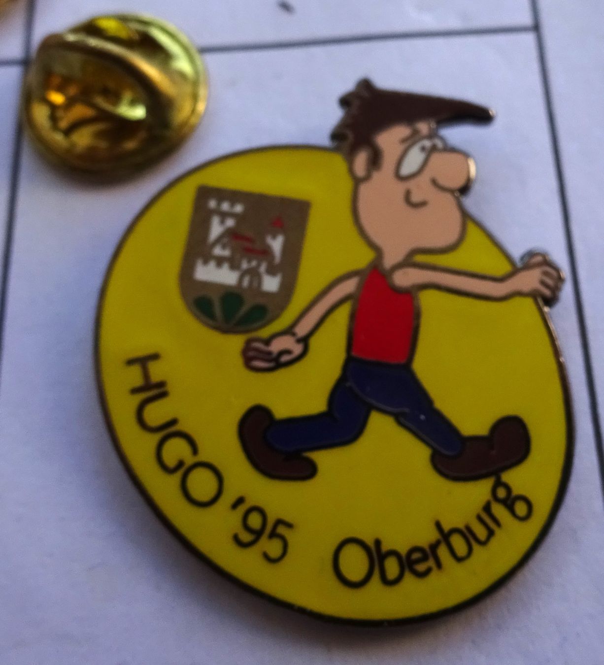 Plaquettes & Badges: Pin HUGO  95  Oberburg – D'occasion à Utzenstorf par BUtter81
