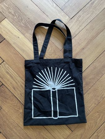 Nieves Books Vintage Tote Bag allost brand new