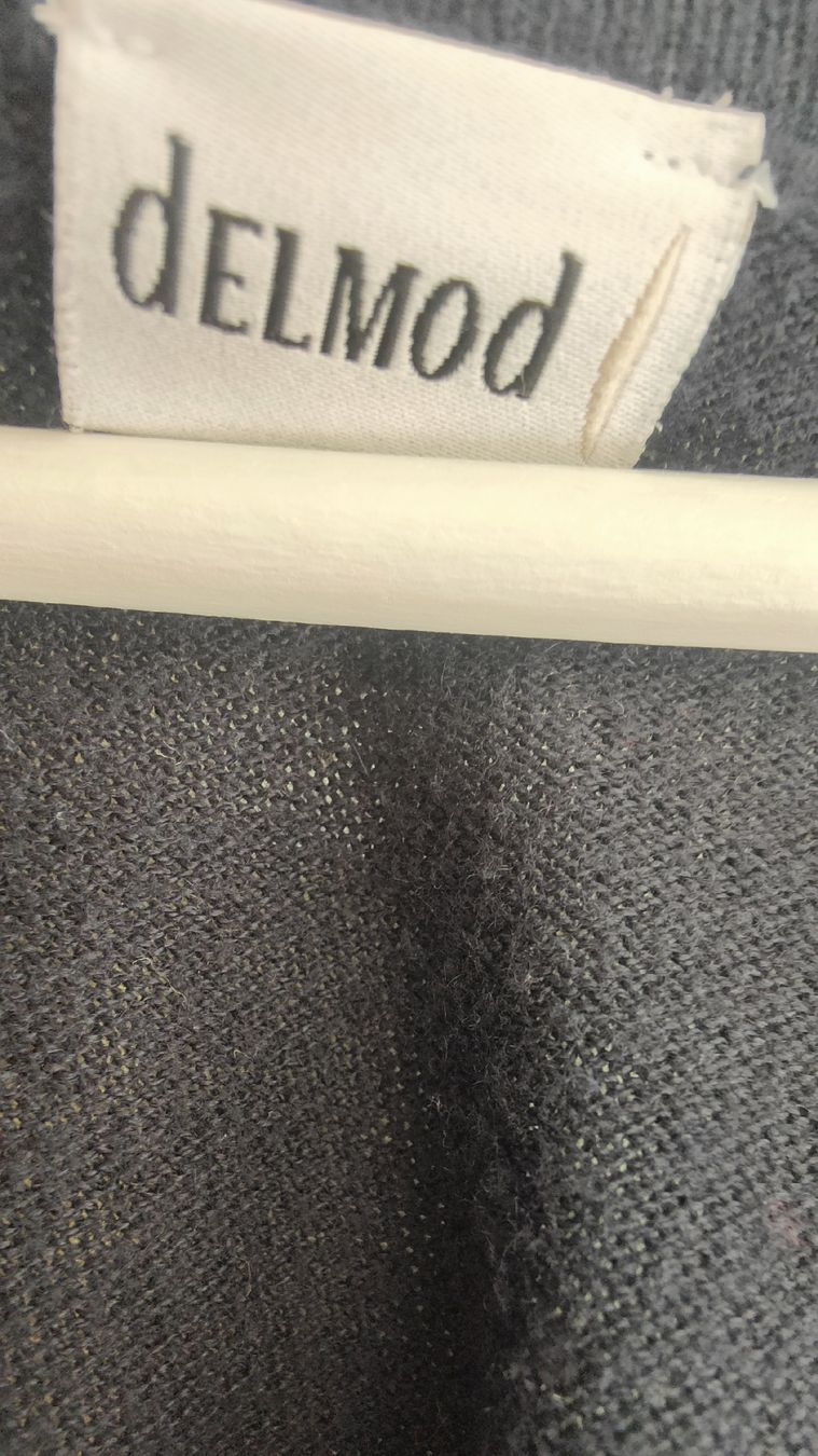 Giacche: Delmod Strickjacke, Grösse 46, defekt – Difettoso da Hinwil venduto da her_2t5p 1