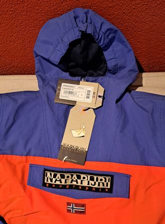Neu Napapijri Übergangsjacke Gr. 12