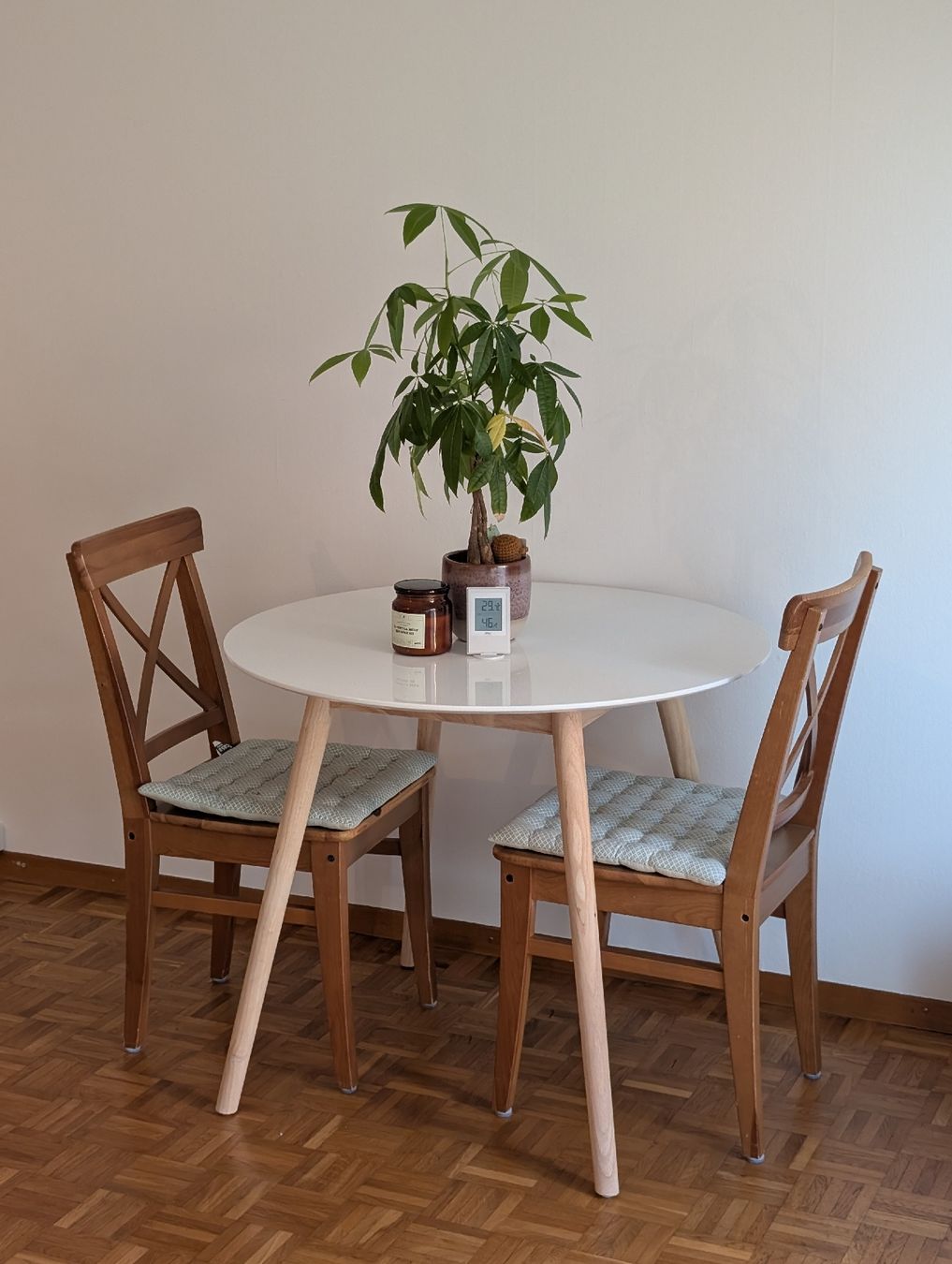 Maisons du monde Tavoli: Table ronde blanche comme neuve 90cm – Nuovo (secondo la descrizione) da Lutry venduto da Brocantosaurus 1