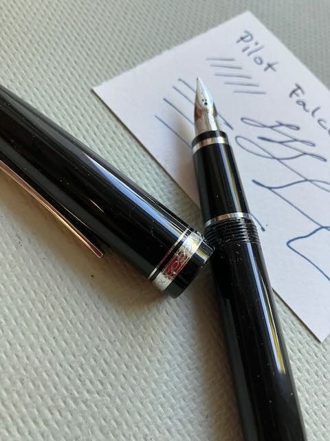 Pilot Stifte & Marker: Füllfederhalter: Pilot/ Falcon/ B – Gebraucht aus Basel von Bayo 3