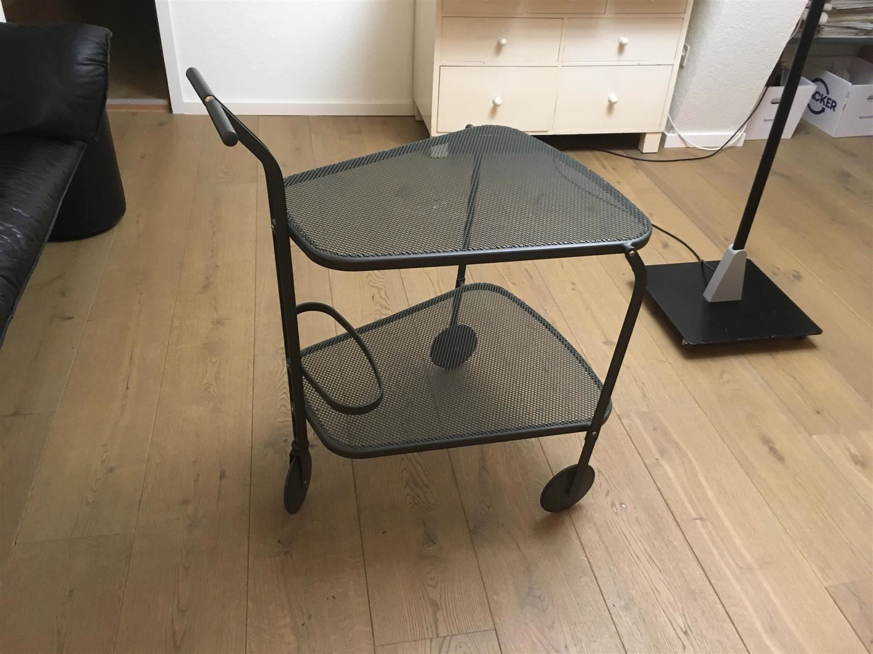 Mobili & Arredamento: edles Serviermöbel / Design Globus – Usato da Rheineck venduto da emma.gut 4