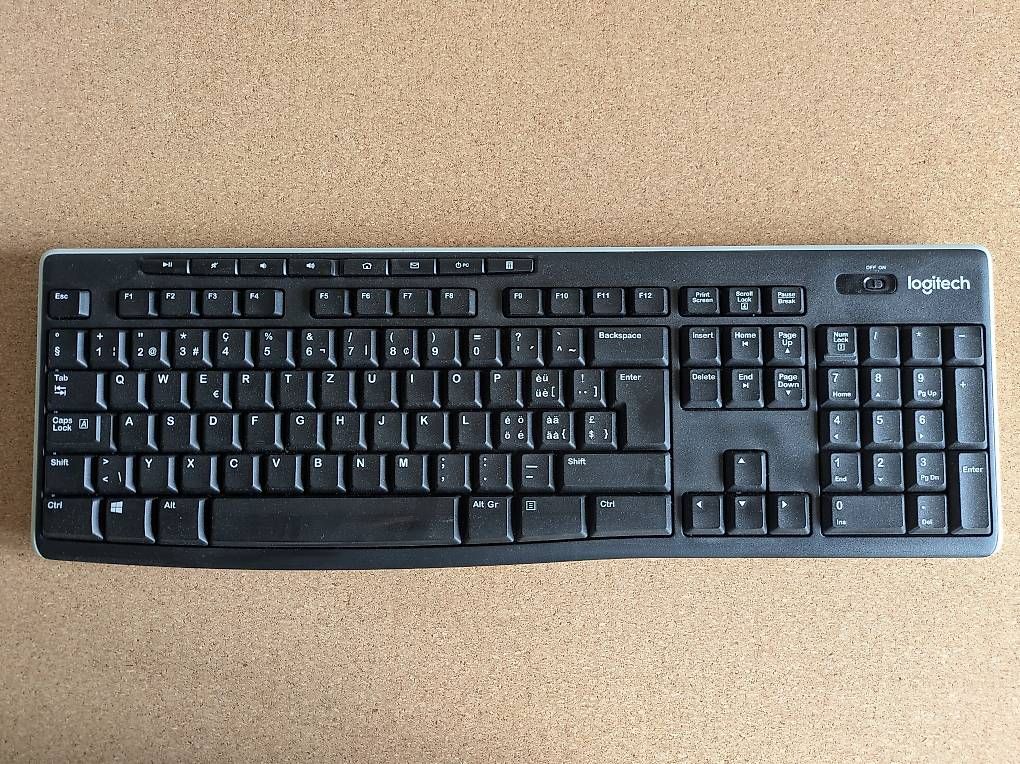 Tastaturen: Logitech Tastatur – Gebraucht aus Zufikon von Baum03