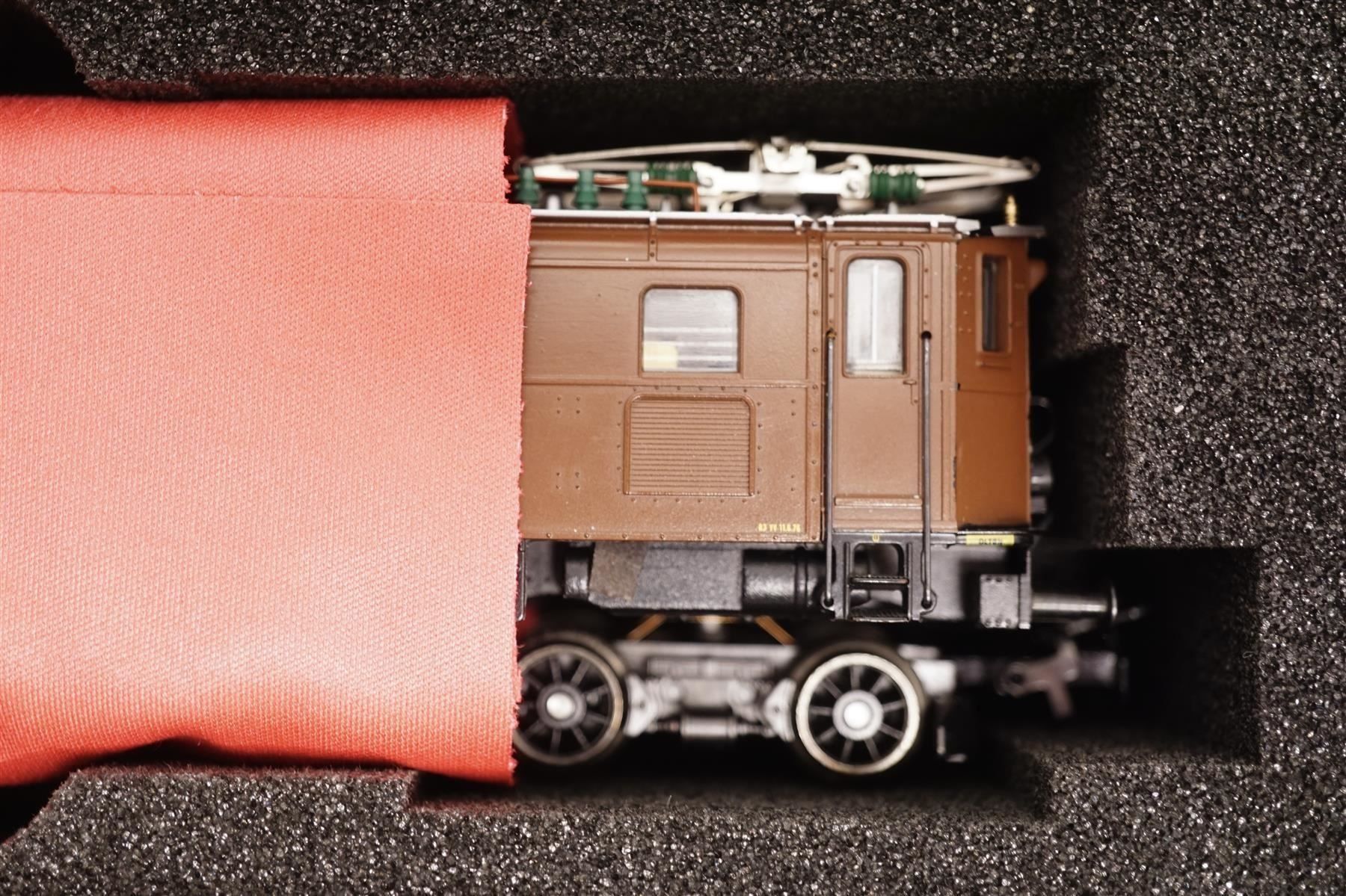 Modellini di ferrovie: CE Schaumstoffeinsatz zu Märklin Ae 3/6 – Nuovo (secondo la descrizione) da Uetendorf venduto da tigermuegi 5