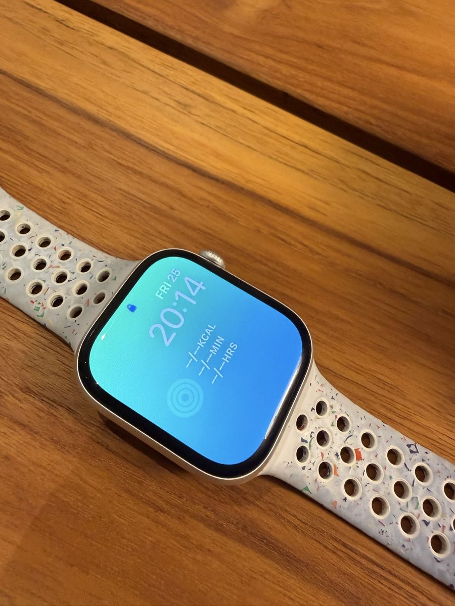 Apple Smartwatch: Apple Watch Series 10 Nike Edition Silver 46mm – Usato da St. Margrethen SG venduto da SmartShopper2255 1