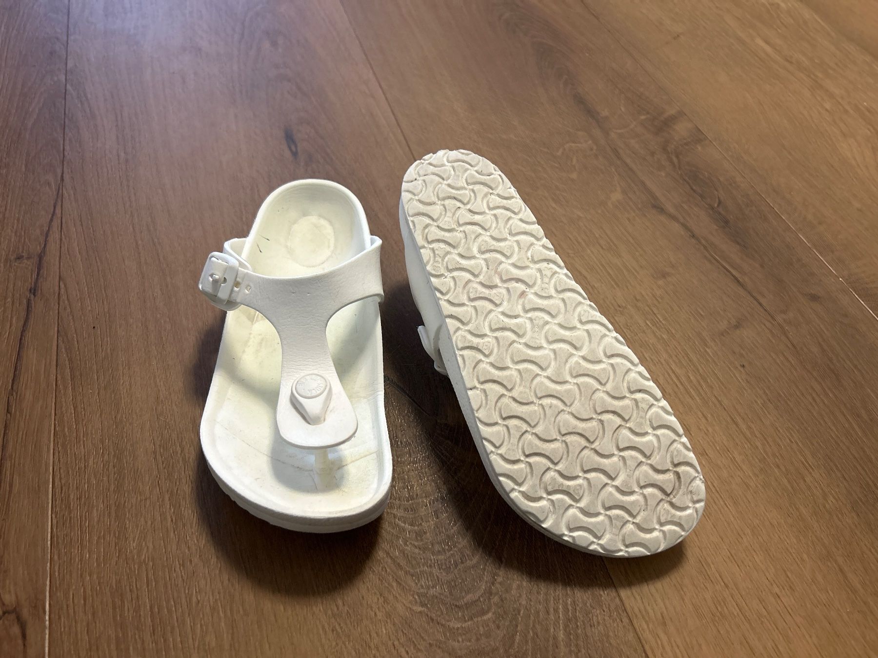 Birkenstock Scarpe per ragazze: Birkenstock Flip Flops Badeschuhe Gr 33 – Usato da Regensdorf venduto da Spyke55 3
