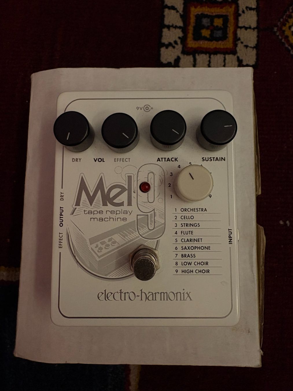 Musikinstrumente: electro-harmonix Mel 9 tape replay machine Effektpedal – Neu (gemäss Beschreibung) aus Chur von bluewondermusic