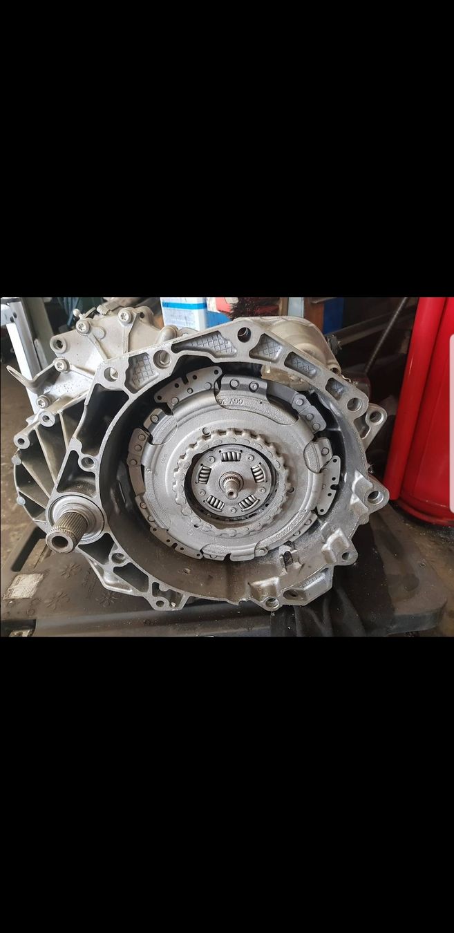 Audi Toutes les pièces auto: DSG GETRIEBE KOMPLETT MIT MECHATRONIK – D'occasion à Niederwangen par Jeanmarch 1