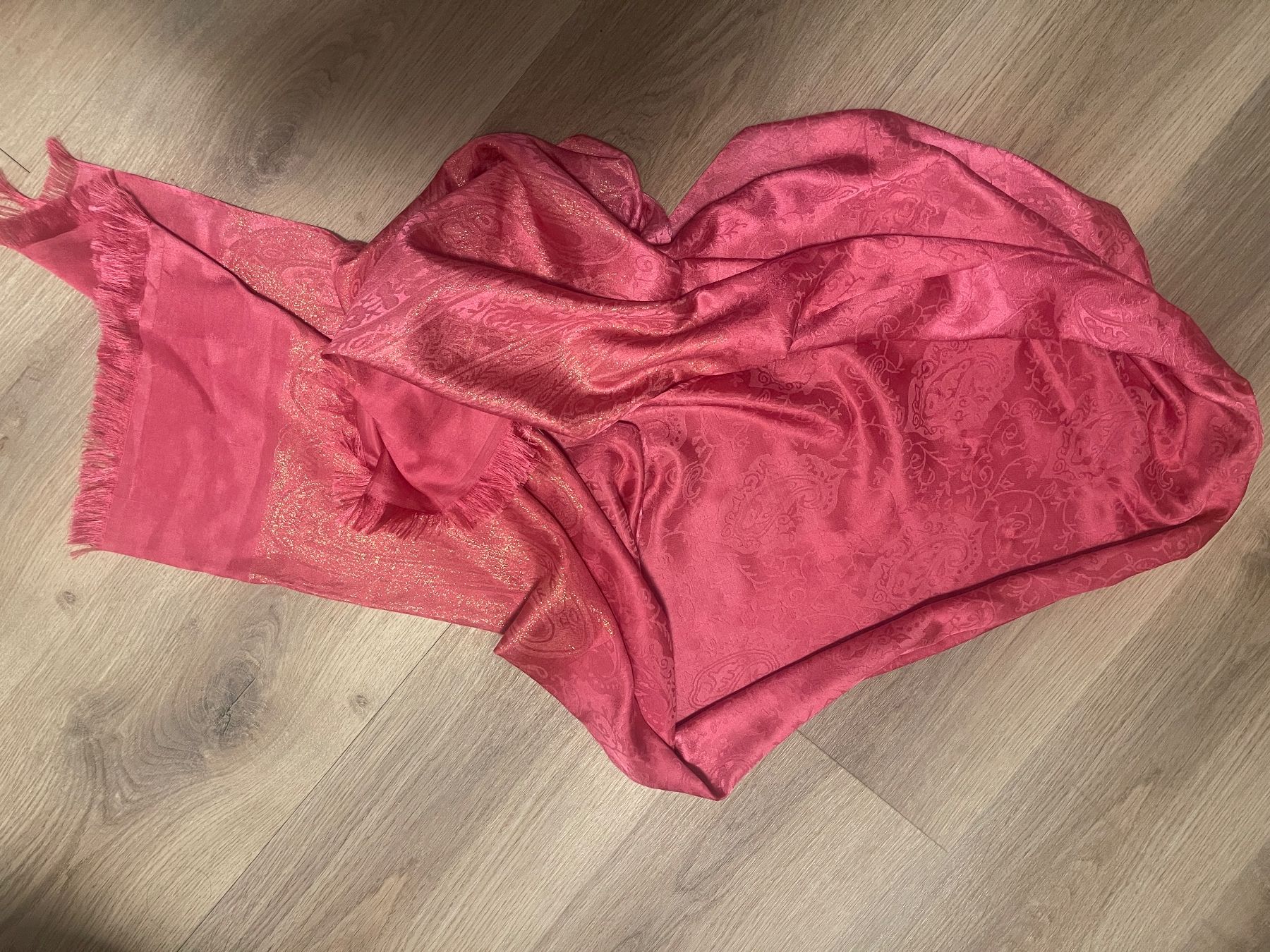Foulards & écharpes: Schal Damen – Neuf (Voir description) à Winterthur par Milan340