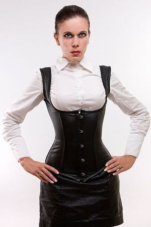 Business Look: Leder Unterbrustkorsett