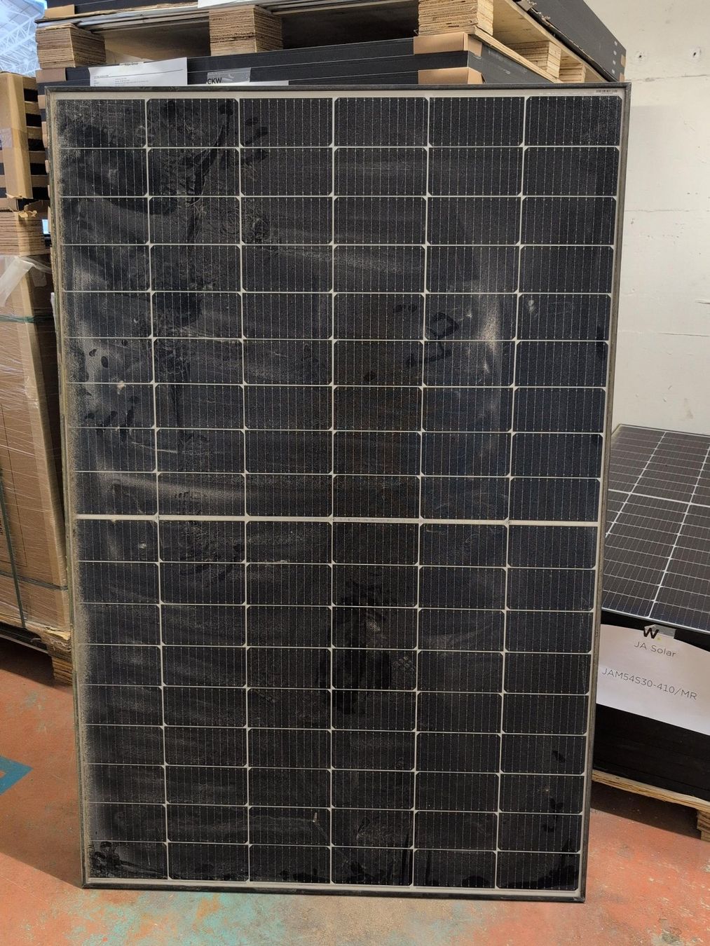 Dispositivi a energia solare: JA Solar JAM54S30 410 MR – Usato da Luzern venduto da CKW_Luzern 3