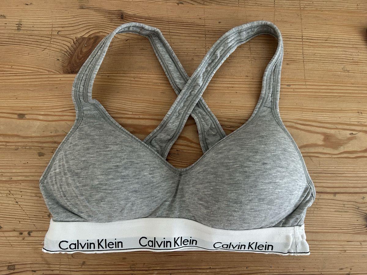 Calvin Klein Altra biancheria intima: BH Calvin Klein, grau, Grösse S – Usato da Zürich venduto da Lolaa123