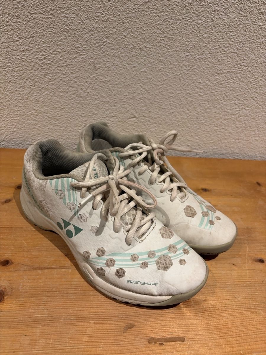 Yonex Scarpe da uomo: Yonex Hallenschuh 41 – Usato da Ebikon venduto da sorbas79