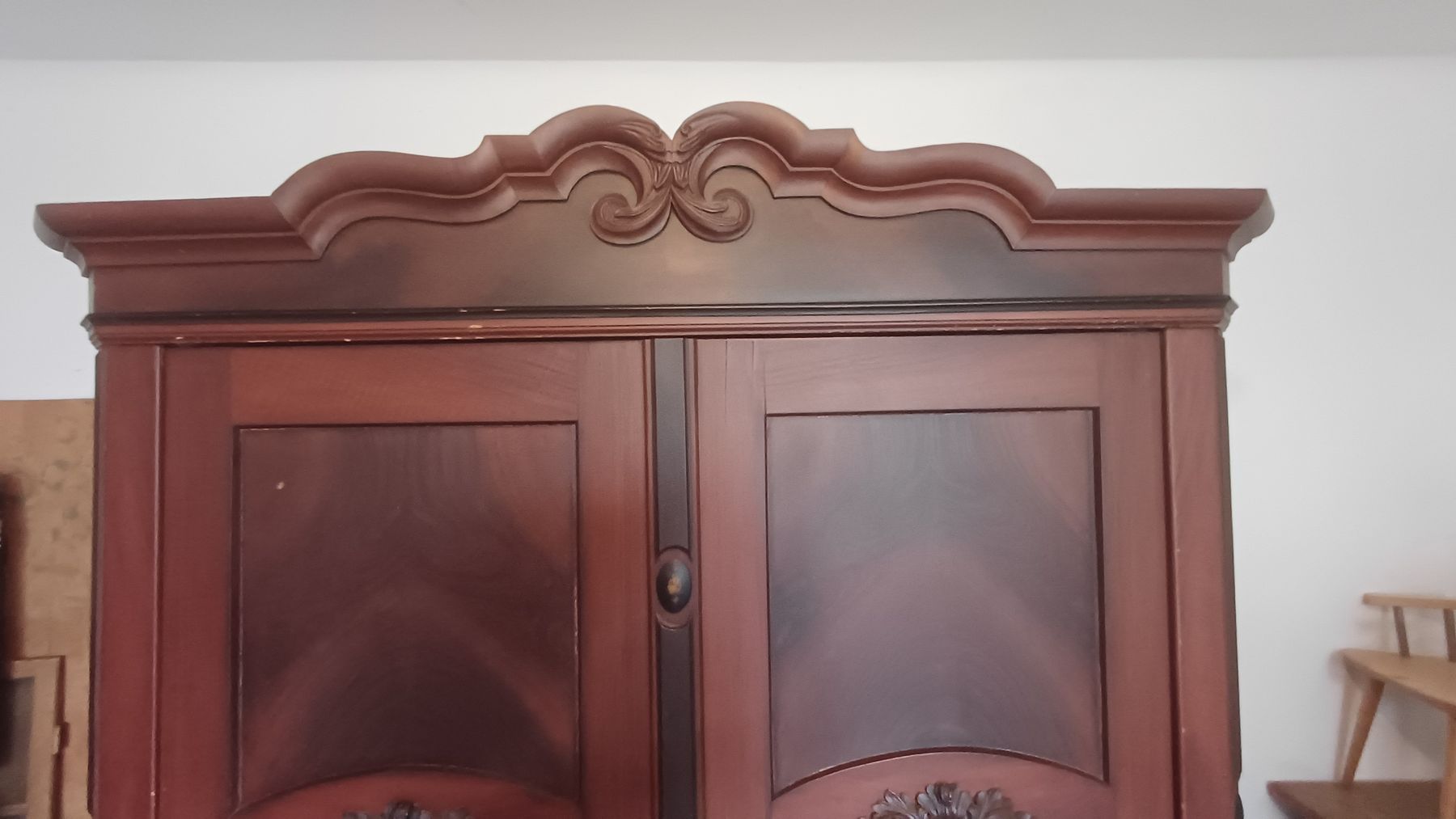 Armadi: Grosser Schrank Tanne  – Usato da Flawil venduto da Pinkmalibu 5