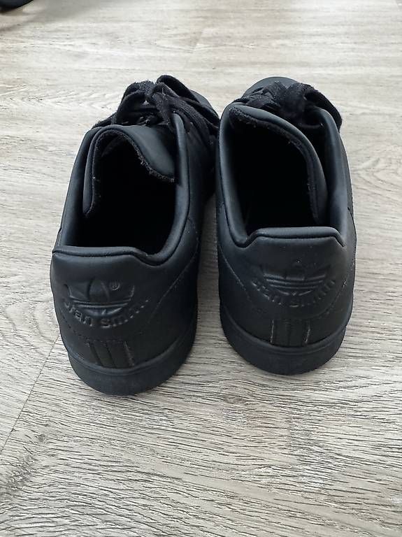 Scarpe da uomo: Adidas Stan Smith Sneaker schwarz  – Usato da St. Gallen venduto da lea_hq2w 2