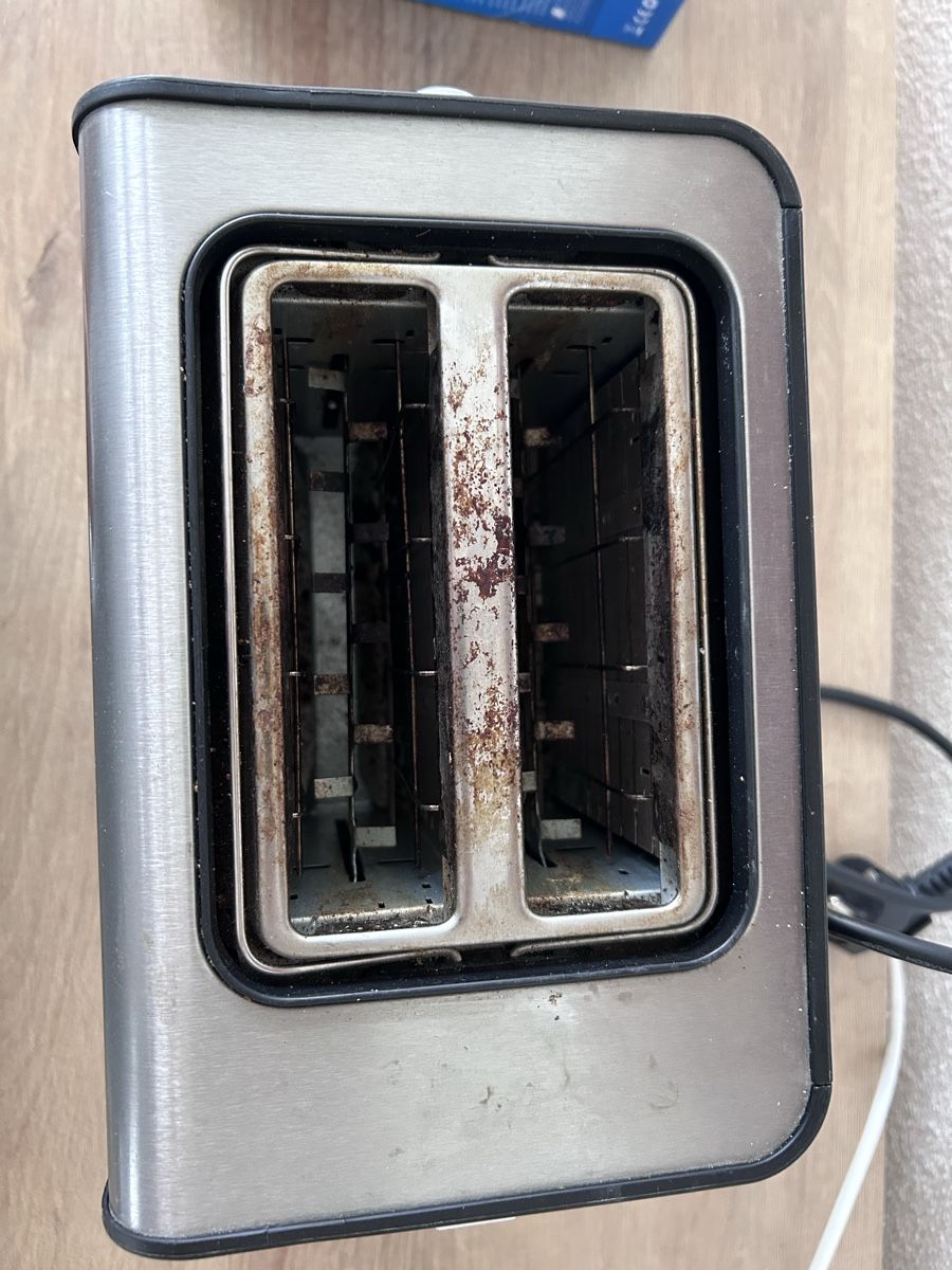 Elettrodomestici da cucina: Zu verschenken: funktionstüchtiger Toaster – Usato da Fällanden venduto da mic_2wk6 2