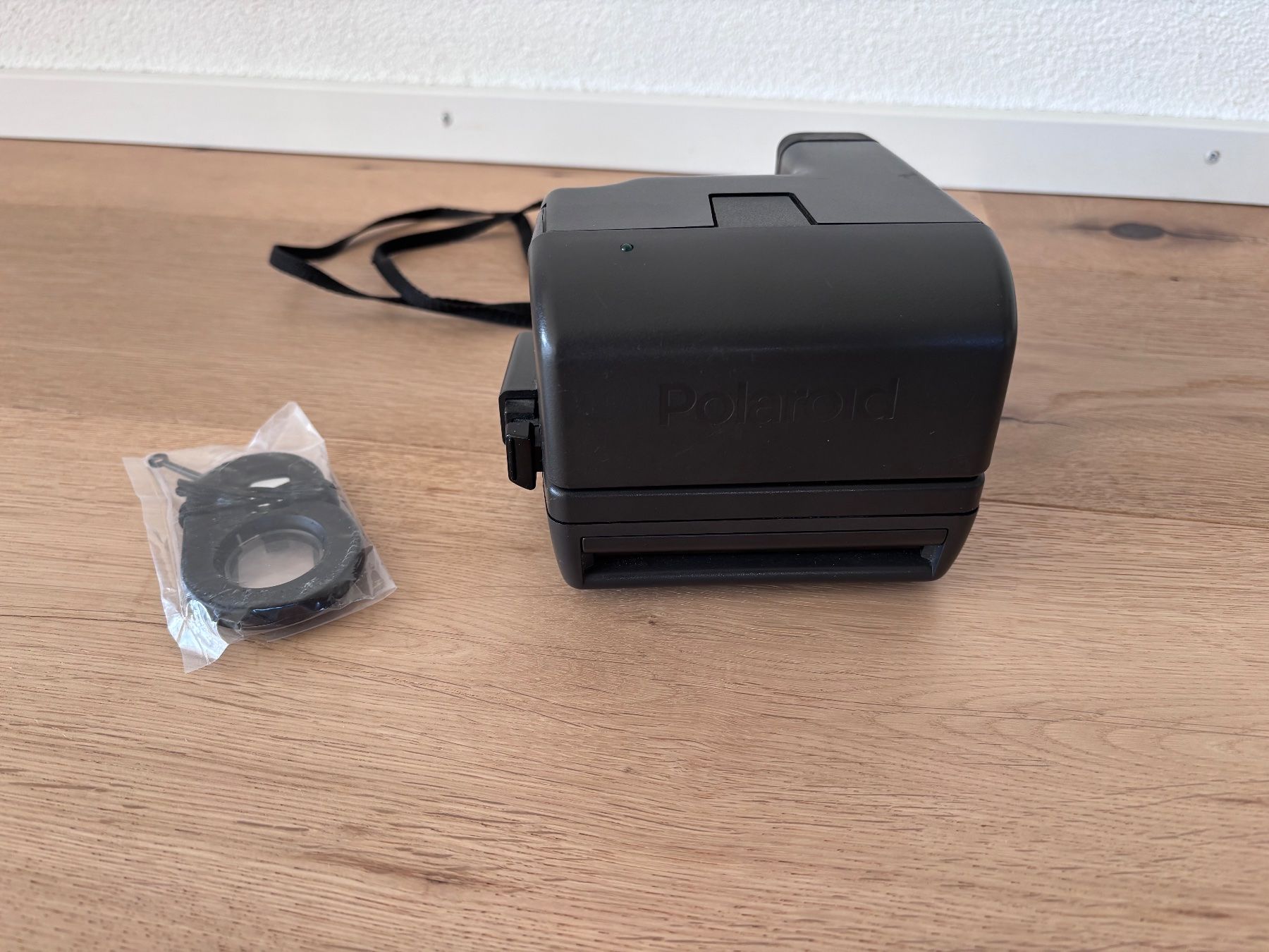 Polaroid Kamera: Polaroid Family Sofortbildkamera – Gebraucht aus Winznau von Lauralavera1 6