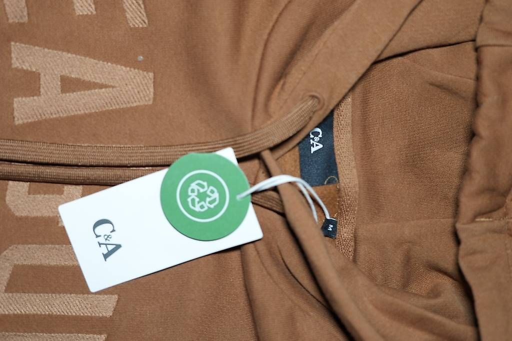 Maglioni & Felpe: Neuer C&A college Pullover braun – Usato da Rorschach venduto da luk_l7yd 2