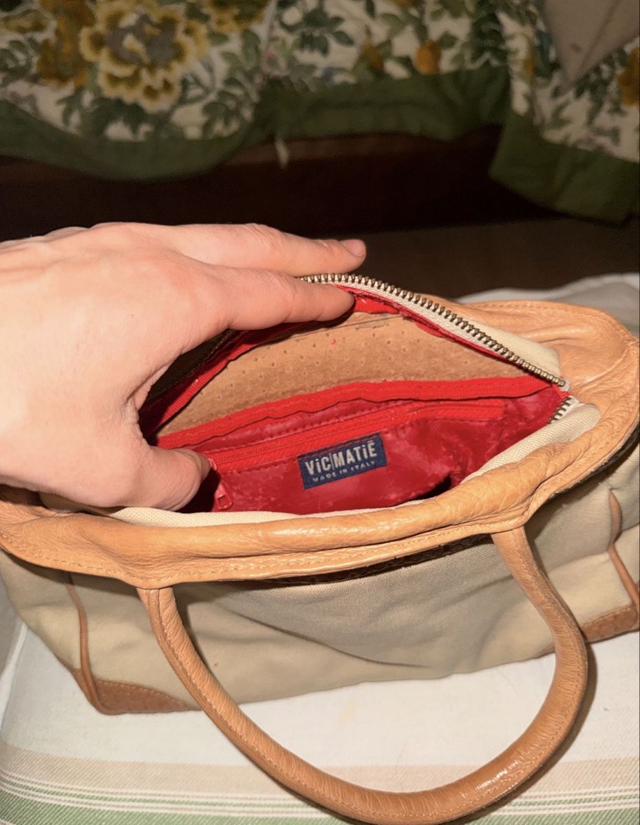 Vic Matié Taschen für Damen: VIC MATIÉ TASCHE – Gebraucht aus Zürich von BeatriceTan