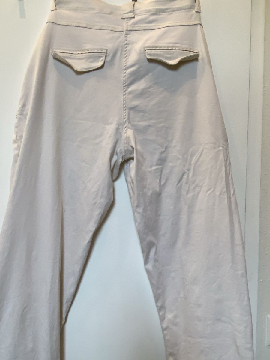 Pantaloni: KappAhl Hose, 40 – Usato da Maur venduto da Noblina 2