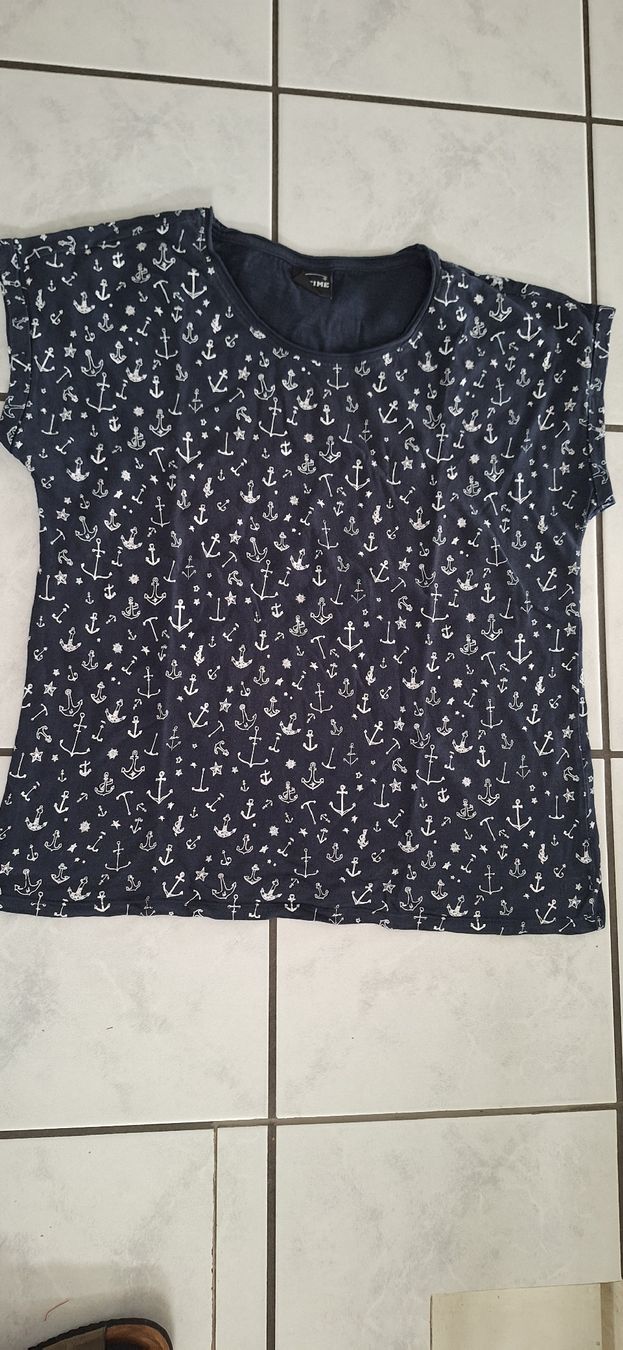T-shirt: Damen T-shirt Gr. M – Usato da Schwyz venduto da cla_8w6t