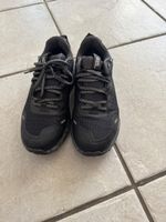 Scarpe Under Armour nere